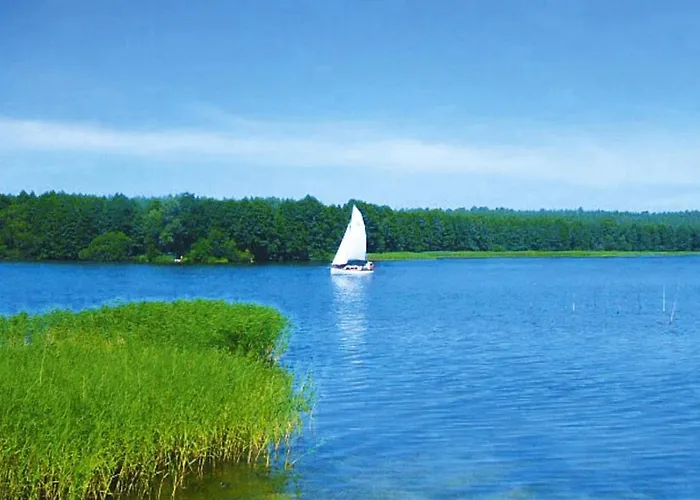 foto di Holiday Home Close To The Lake Shore, Dabrowica Dabrowica 