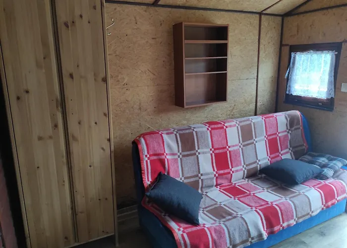 Maly Drewniany Domek W Bialym Borze Bialy Bor  foto